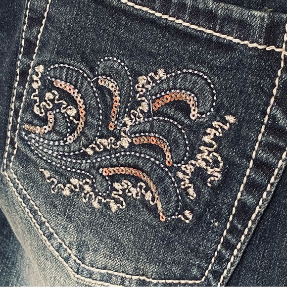 Trinity Ranch Bootcut Jeans - Picture 11 of 15